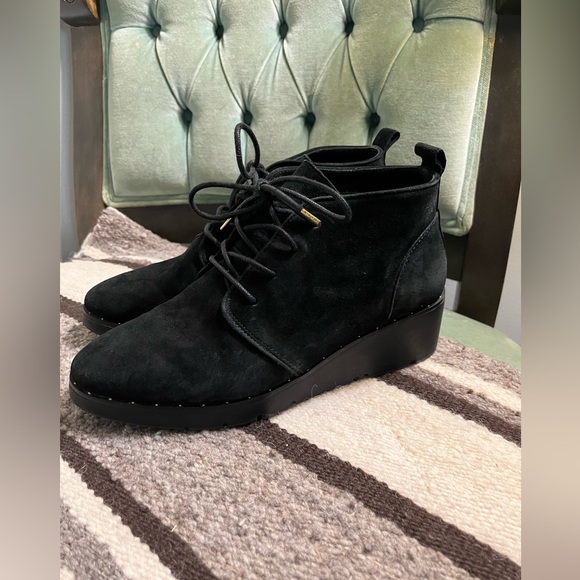 Steven by Steve Madden Bart lace up suede ankle boots 2” wedge heel size 8.5 - Picture 3 of 10